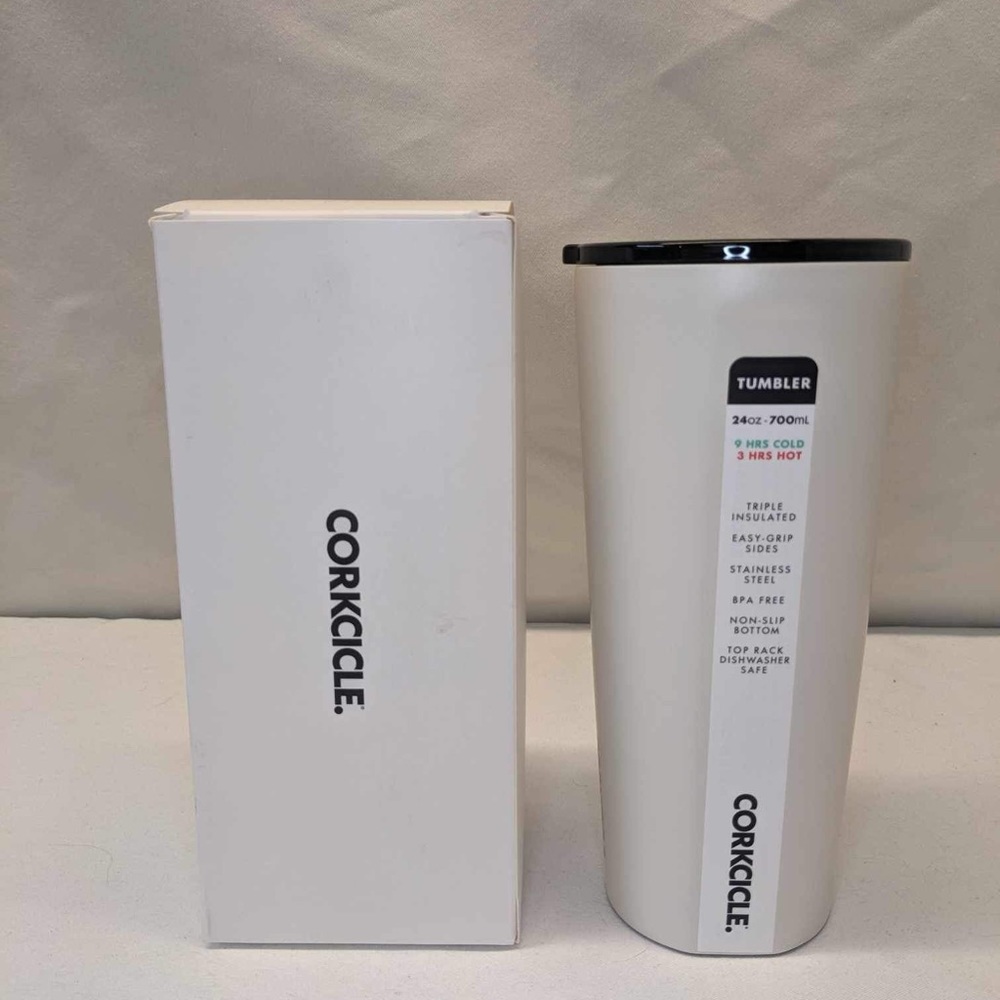 White 24oz Corkcicle new in box, never used, hot or cold beverages, lid included